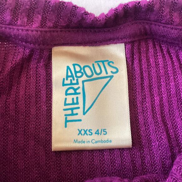 Thereabouts Light Pullover Sweater - Picture 2 of 4